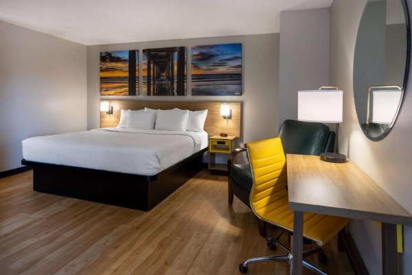 Days Inn by Wyndham Pleasant Prairie Kenosha image 19