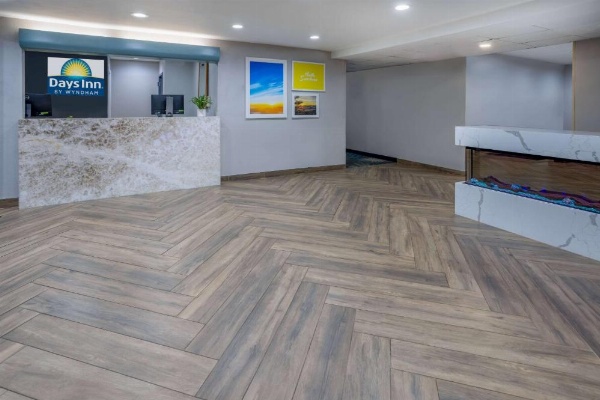 Days Inn by Wyndham Pleasant Prairie Kenosha image 9